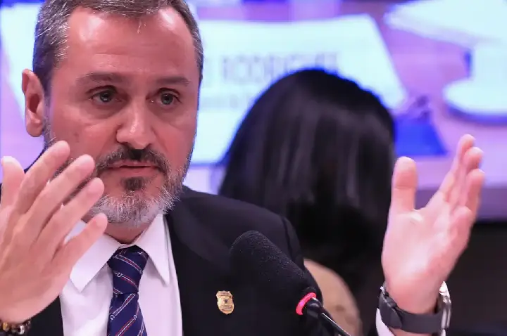Andrei Rodrigues nega que PF tenha monitorado ministro André Mendonça