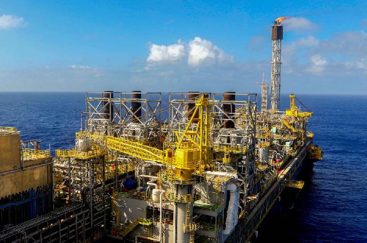ANP espera leiloar mais de 320 blocos de petróleo nesta quarta