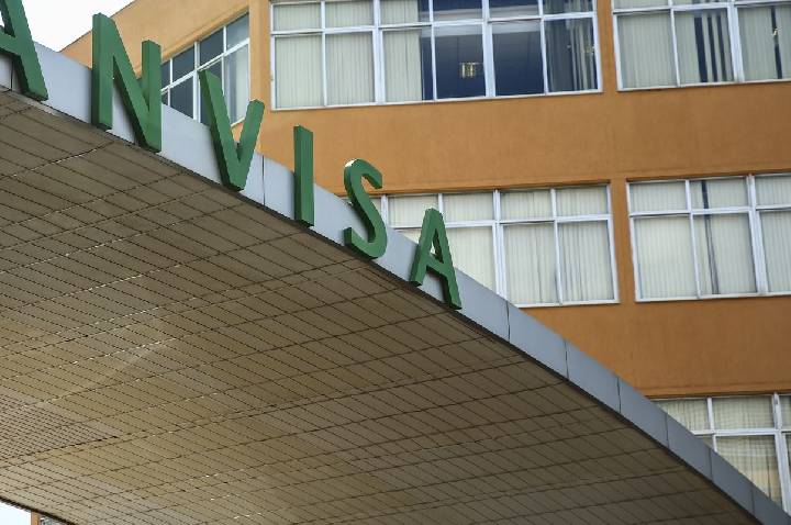 Anvisa suspende propaganda enganosa de suplementos alimentares