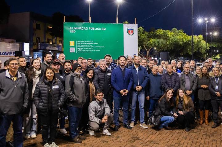 Apucarana inicia programa que levará iluminação LED a 100% da cidade