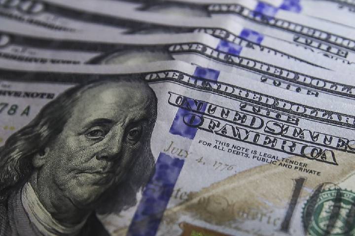 Balança comercial tem superávit de US$ 9,8 bilhões em junho