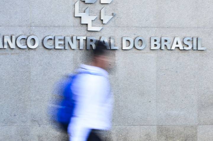 Banco Central prevê crescimento de 2% para o PIB em 2026