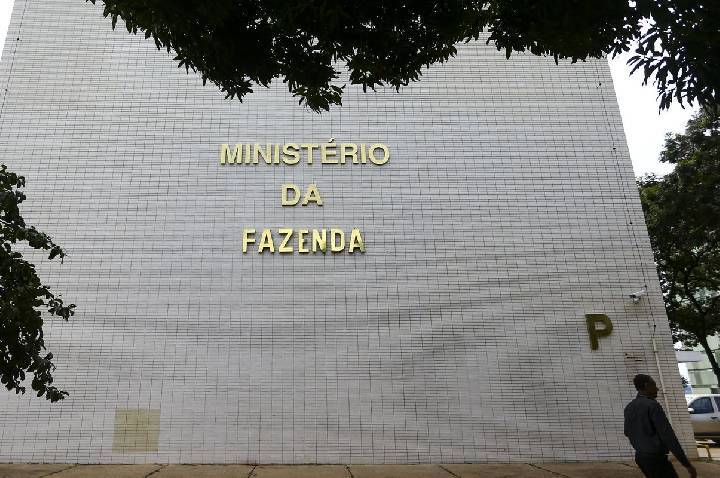Fazenda alerta sobre falso site do Novo Desenrola