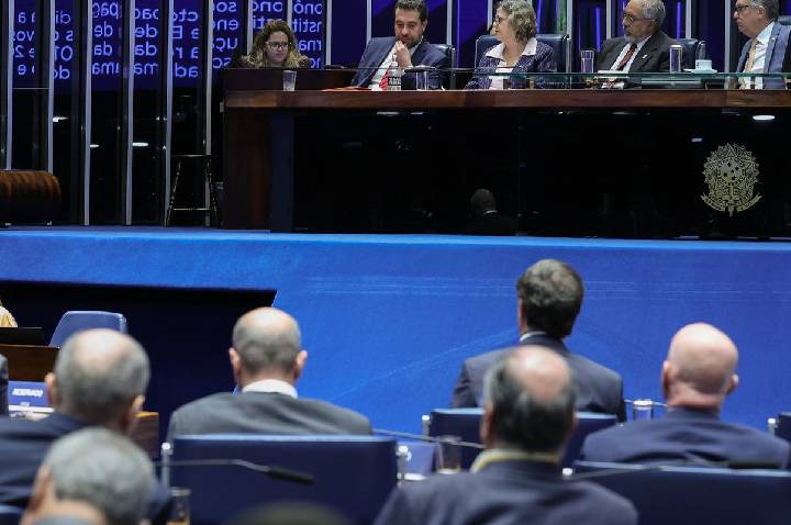 Fim da escala 6x1: confira próximos passos da tramitação no Senado