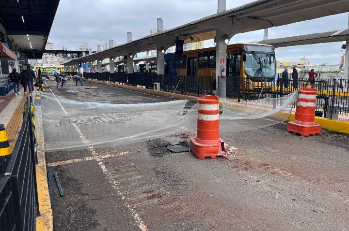 Reforma no Terminal Urbano chega a mais duas plataformas