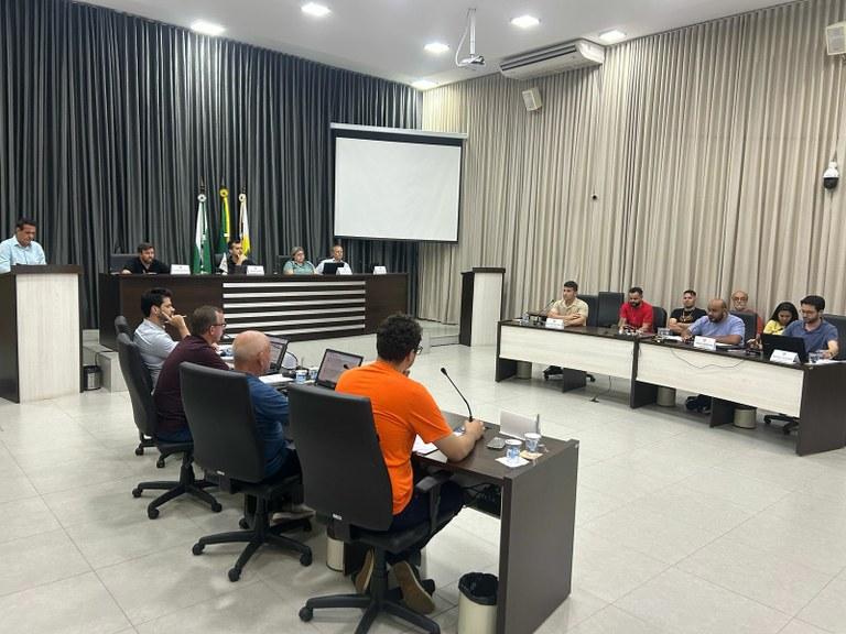 Câmara de Apucarana aprova abono salarial de servidores