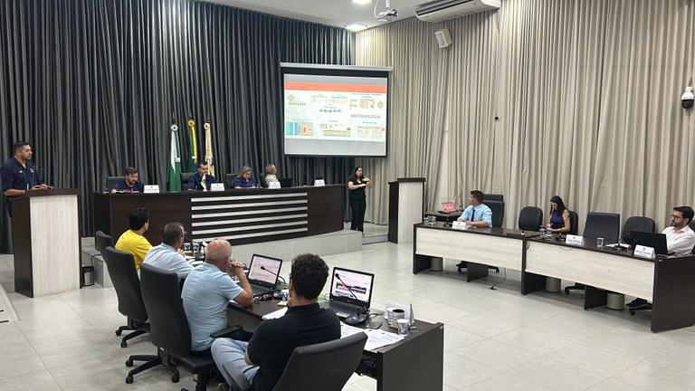 Câmara presta contas de janeiro e aprova requerimentos
