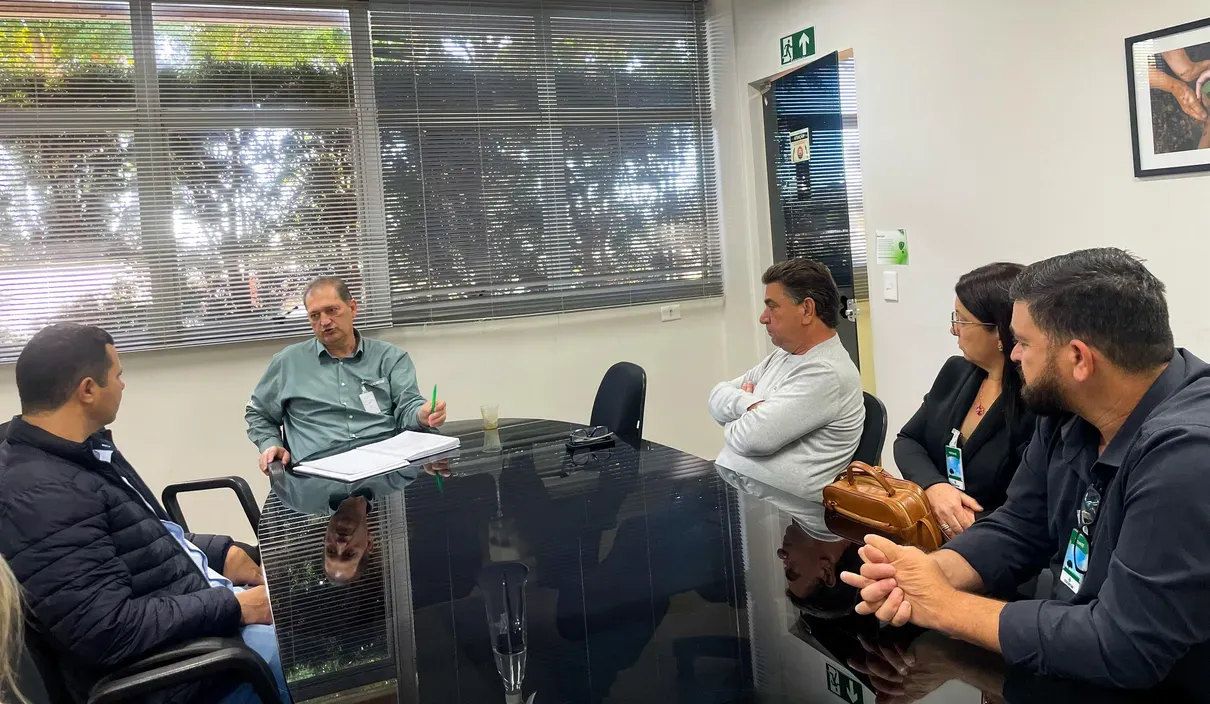 Sérgio Onofre articula pavimentação entre Pitangueiras e Rolândia