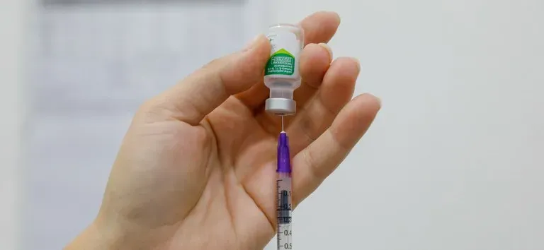 Adolescentes têm até dezembro para se vacinar contra HPV