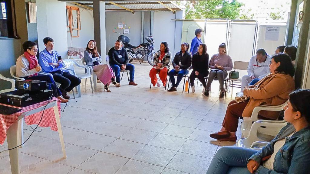 Apucarana capacita médicos da Atenção Básica para atendimento de usuários de álcool e outras drogas