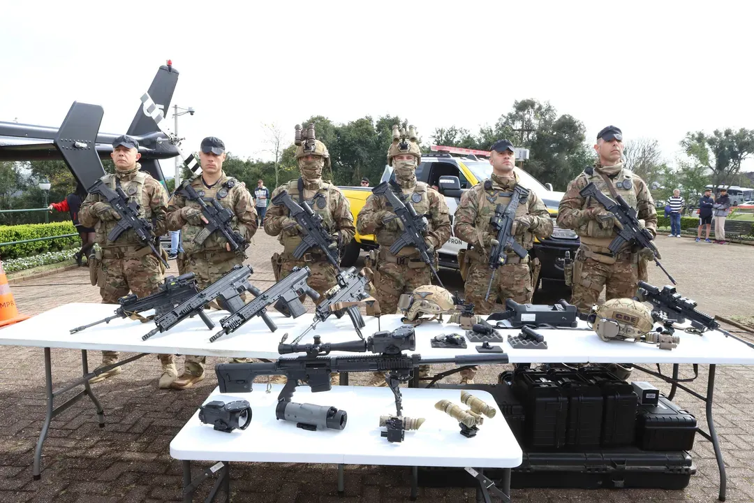 Forças especiais de segurança do Paraná recebem 1,5 mil fuzis