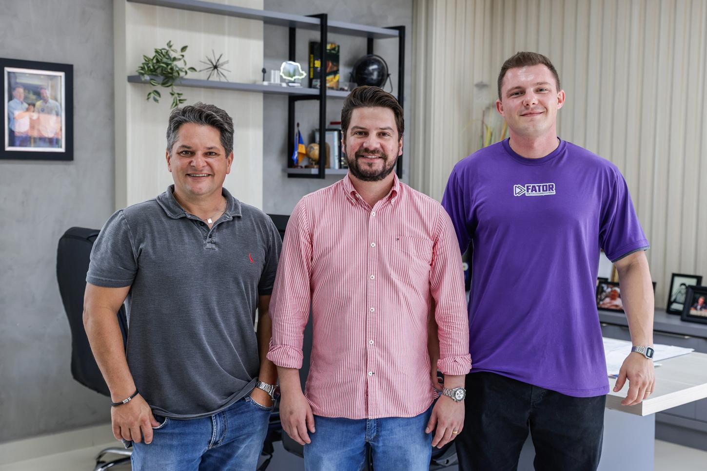 Prefeitura de Arapongas firma parceria com Fator Hometech & Segurança Eletrônica para instalar câmera na piscina do Interlagos