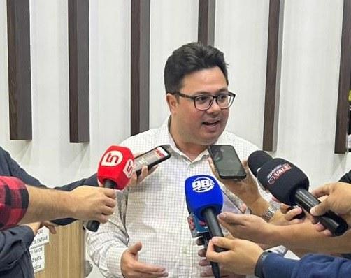 Vereador solicita informações sobre licitação de mais de R$ 12 mi para aquisição de parquinhos