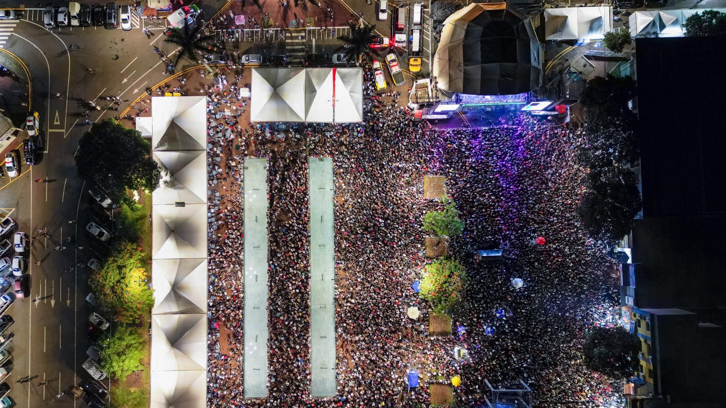 Maiara e Maraisa reúnem 40 mil pessoas no maior show de todos os tempos já realizado em Apucarana
