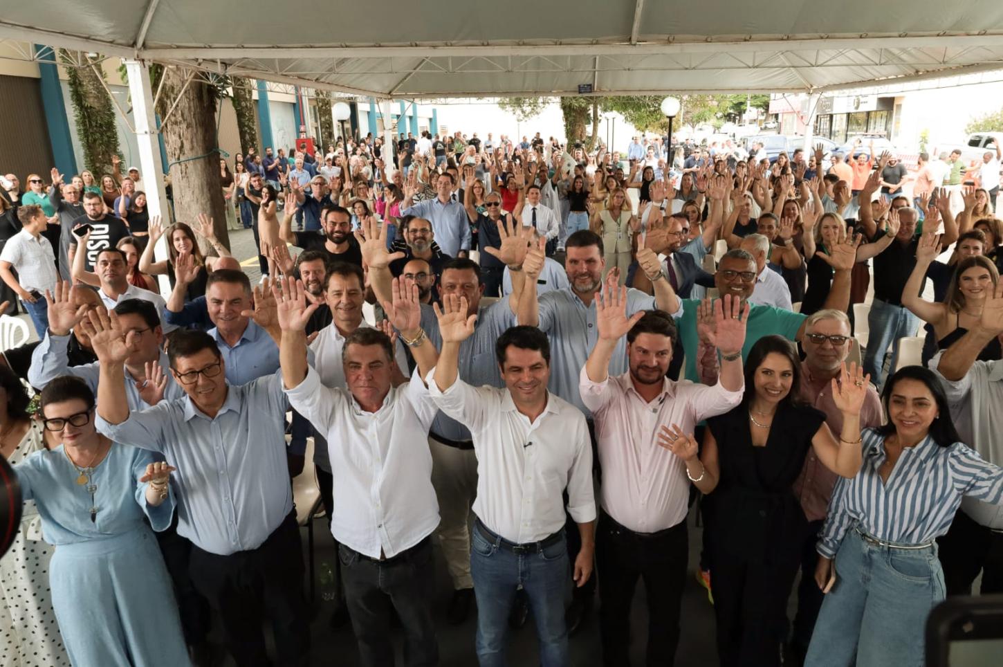 Arapongas inaugura unidade do Hospital Nossa Senhora de Fátima