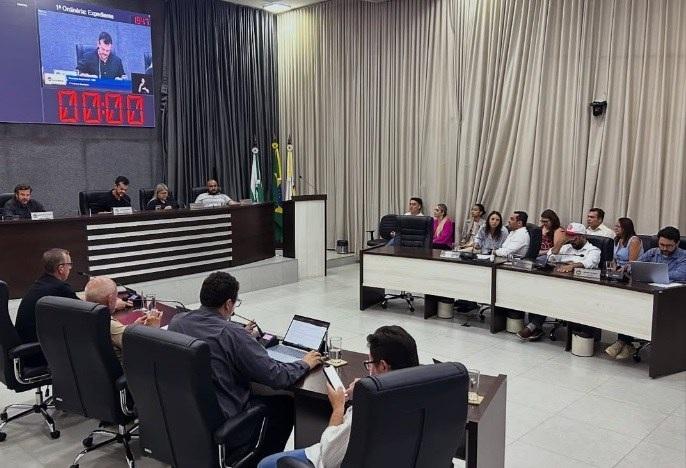 Câmara de Apucarana define comissões permanentes para 2026