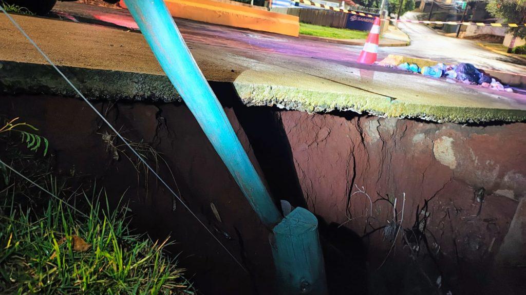 Defesa Civil atende ocorrências após temporal em Apucarana