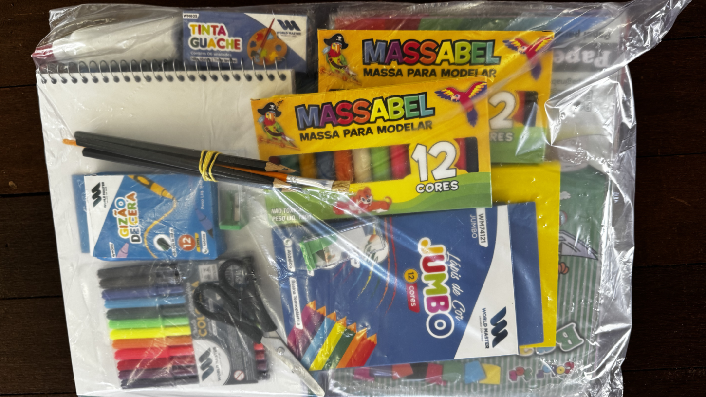 Kits escolares da rede municipal já chegaram e serão entregues na próxima semana