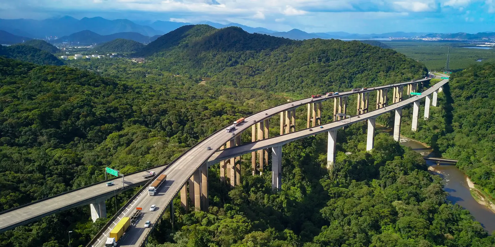 Brasil deve dobrar investimentos para zerar déficit em infraestrutura