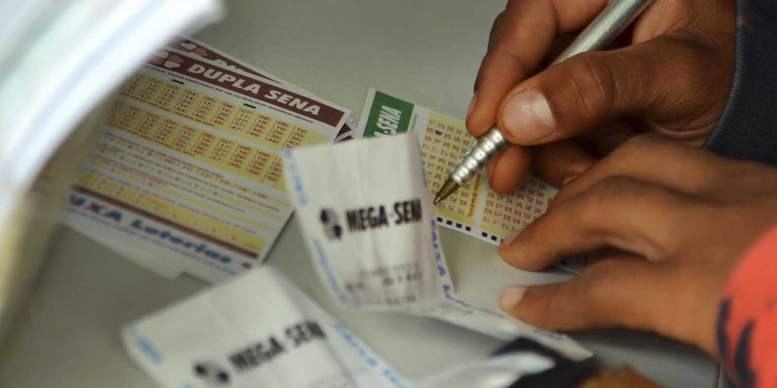 Mega-Sena sorteia prêmio acumulado de R$ 102 milhões nesta quinta