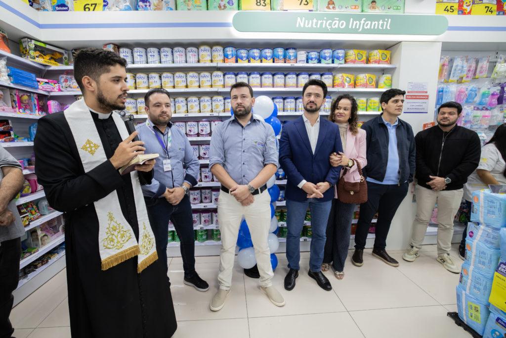 Rede de Farmácias São João inaugura nova loja em Apucarana e destina metade das vendas do dia ao Lar Sagrada Família
