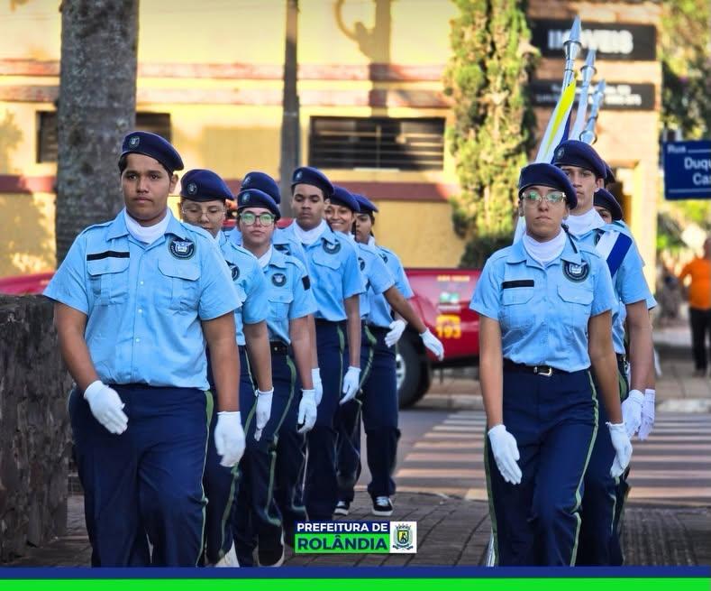 Semana da Pátria segue em Rolândia com participação da comunidade escolar